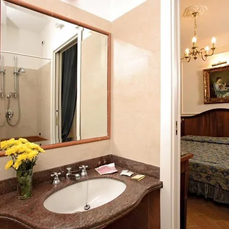 Giglio Dell'opera 3*