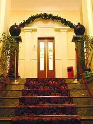 Giglio Dell'opera 3* Roma