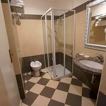 Giglio Dell'opera Hotel Rom