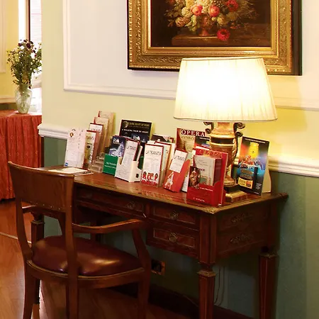 Giglio Dell'opera Rom