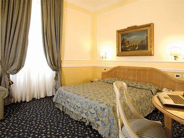 Giglio Dell'opera Hotel 3*