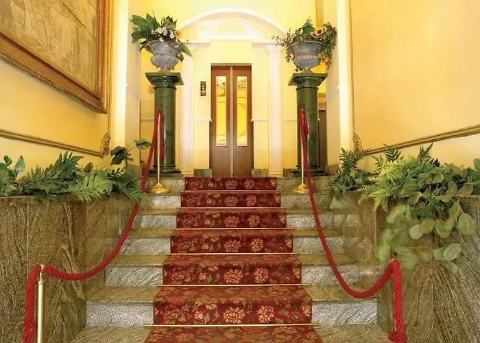 Giglio Dell'opera 3* Rzym